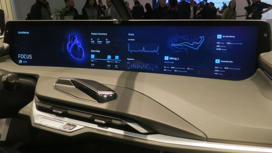未來車載顯示器 3D影像、全息顯示與真實(shí)觸感觸摸屏的酷炫進(jìn)化